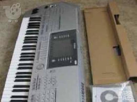 Yamaha Tyros4 Arranger Workstation Keyboard